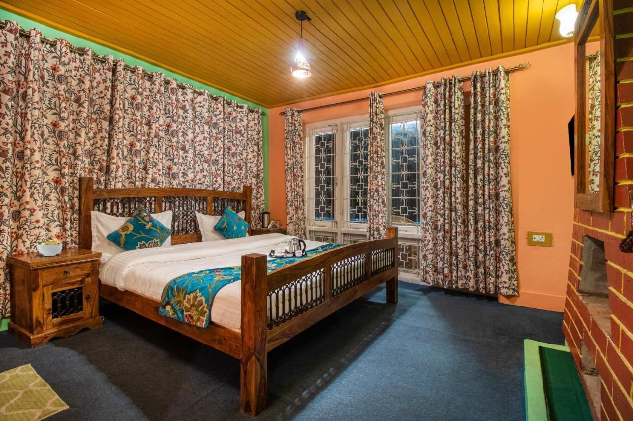 Hotel Little Silver Pahalgam Bagian luar foto