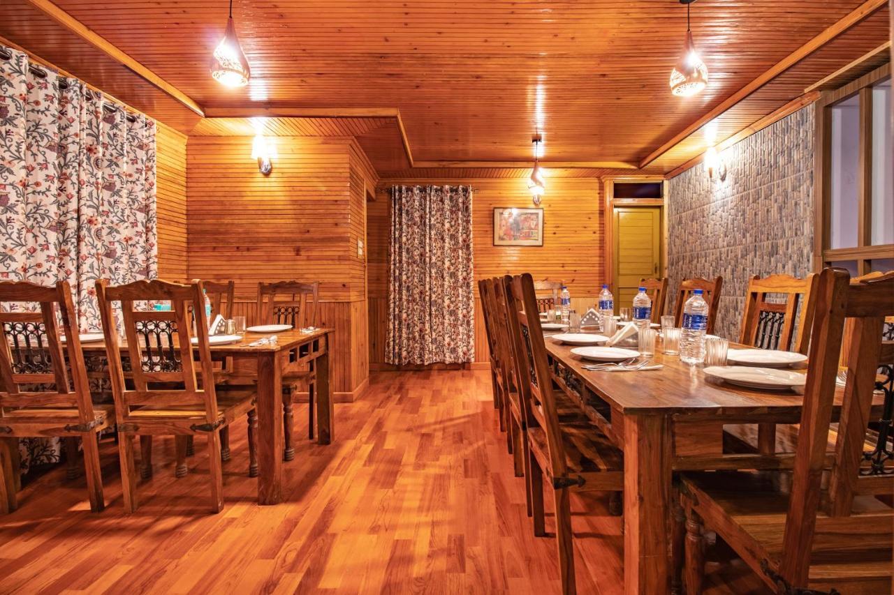 Hotel Little Silver Pahalgam Bagian luar foto
