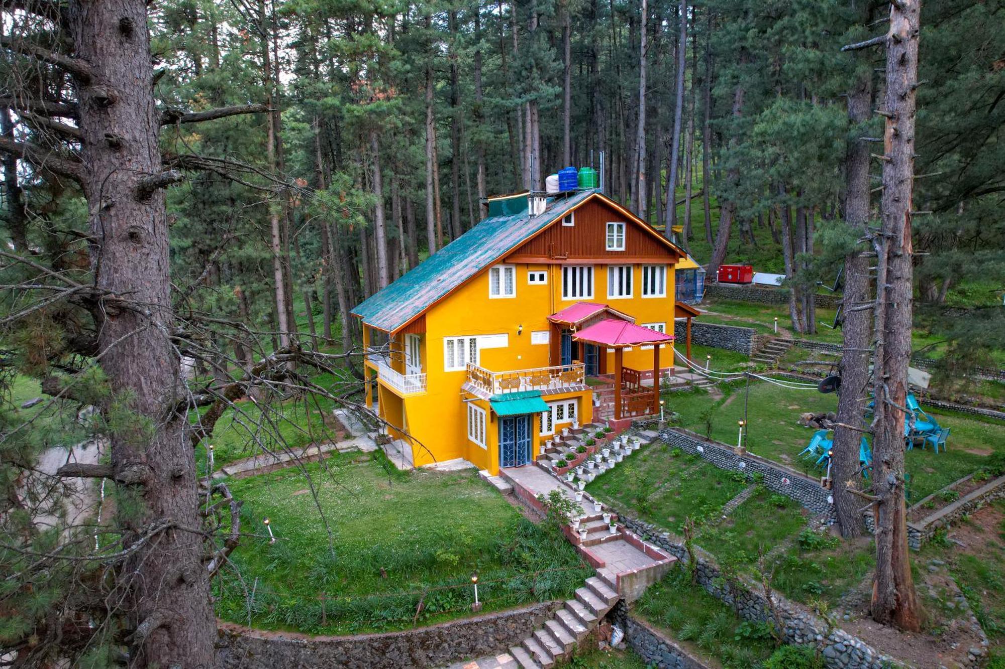 Hotel Little Silver Pahalgam Bagian luar foto